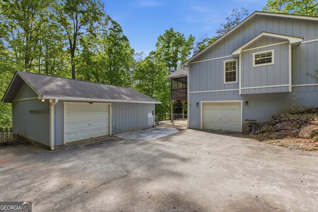 47 Terrys Place, Cleveland, GA 30528