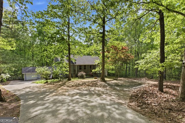 47 Terrys Place, Cleveland, GA 30528