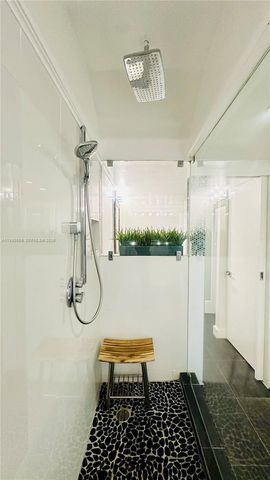 19390 Collins Ave 424, Sunny Isles Beach, FL 33160