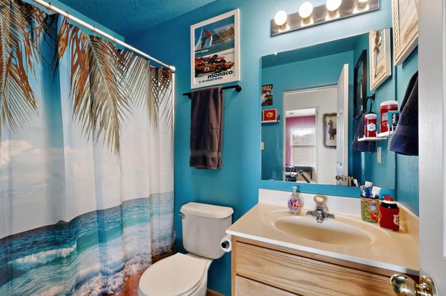 4352 Sierra Blanca, Santa Fe, NM 87507