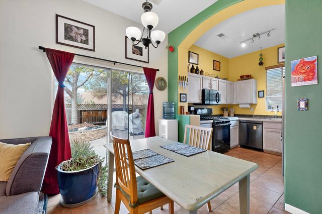 4352 Sierra Blanca, Santa Fe, NM 87507