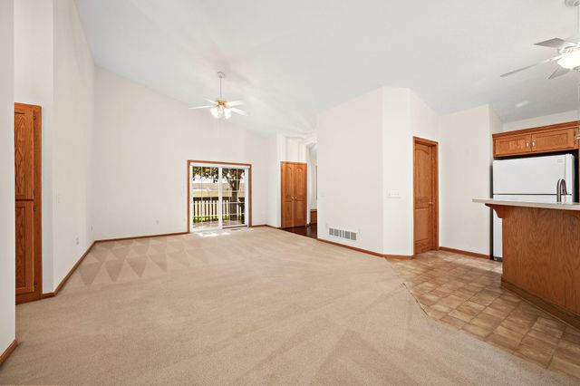 2847 117th Avenue NW, Coon Rapids, MN 55433