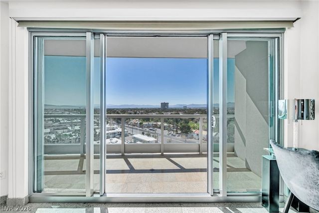 322 Karen Avenue 1005, Las Vegas, NV 89109