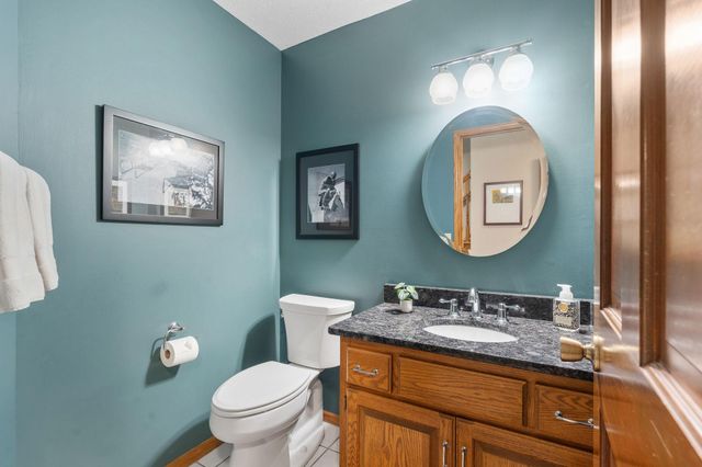 10660 47th Avenue N, Plymouth, MN 55442