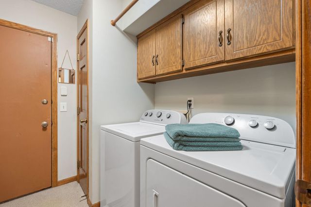 10660 47th Avenue N, Plymouth, MN 55442