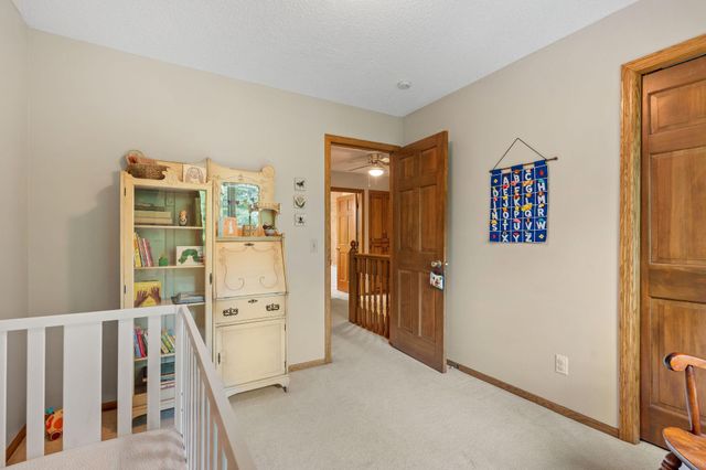 10660 47th Avenue N, Plymouth, MN 55442