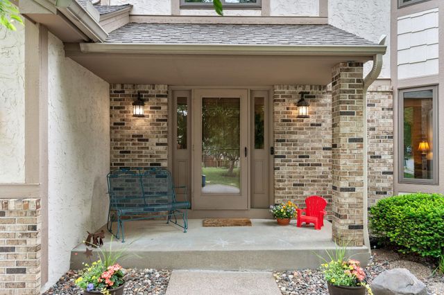 10660 47th Avenue N, Plymouth, MN 55442
