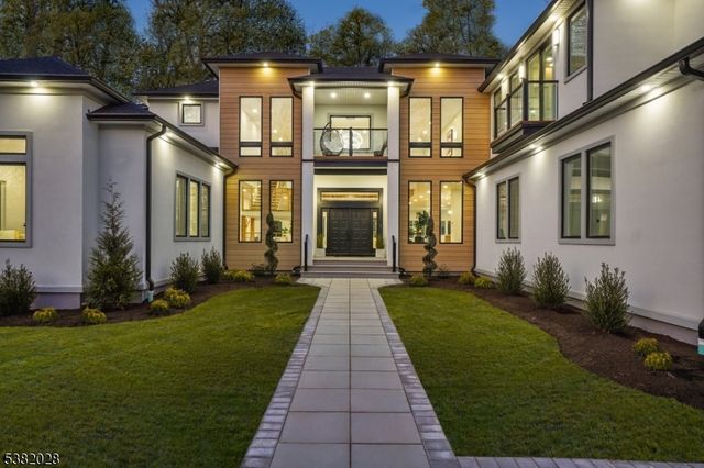 19 Highlander Dr, Scotch Plains Twp., NJ 07076