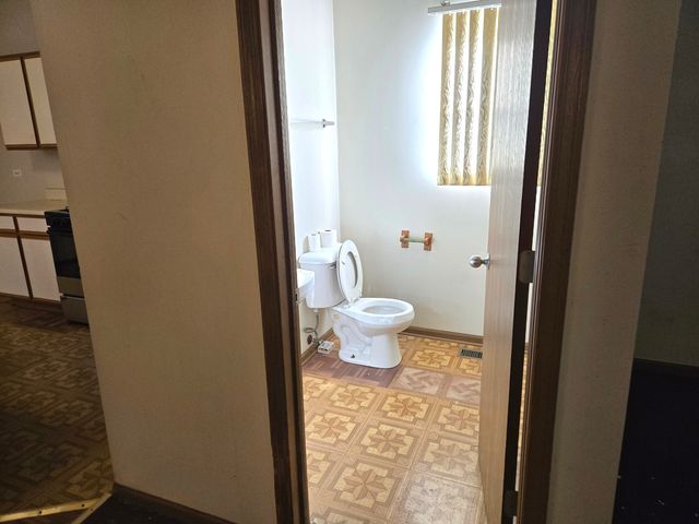 10503 S Edbrooke Avenue, Chicago, IL 60628