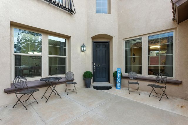 43 Vista Larga Place NE, Rio Rancho, NM 87124