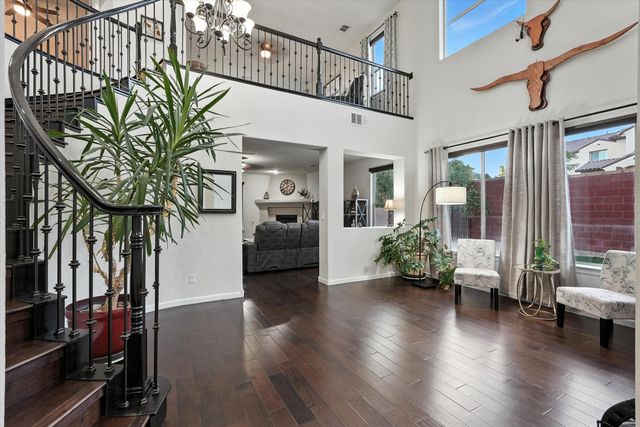 43 Vista Larga Place NE, Rio Rancho, NM 87124