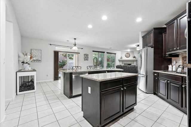 43 Vista Larga Place NE, Rio Rancho, NM 87124