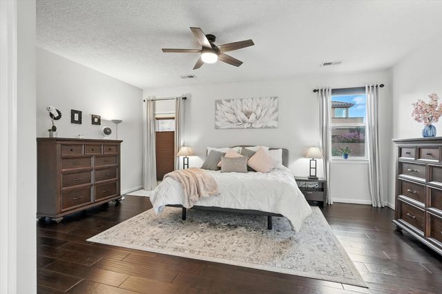 43 Vista Larga Place NE, Rio Rancho, NM 87124