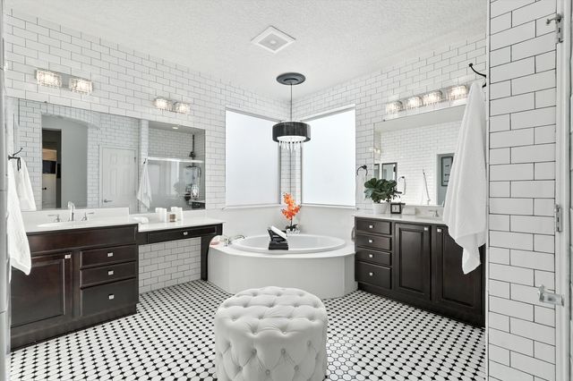 43 Vista Larga Place NE, Rio Rancho, NM 87124