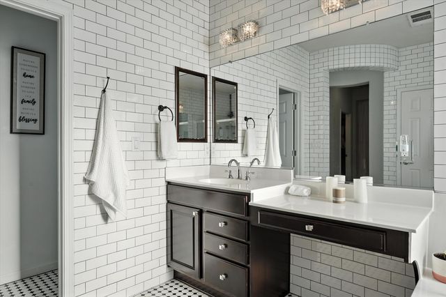 43 Vista Larga Place NE, Rio Rancho, NM 87124