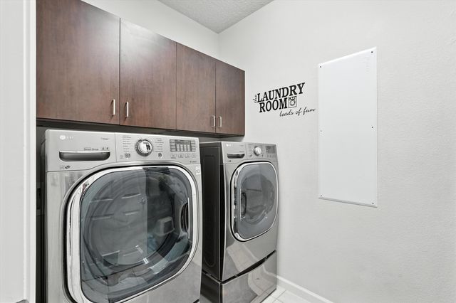 43 Vista Larga Place NE, Rio Rancho, NM 87124