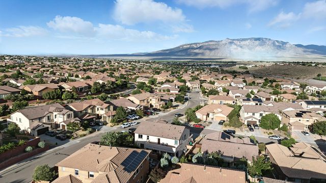 43 Vista Larga Place NE, Rio Rancho, NM 87124