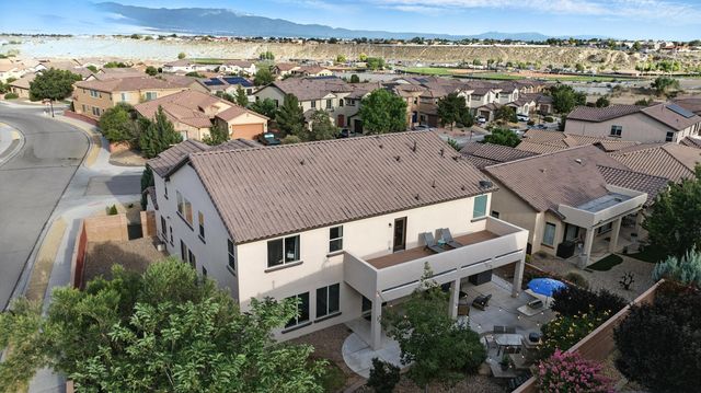 43 Vista Larga Place NE, Rio Rancho, NM 87124