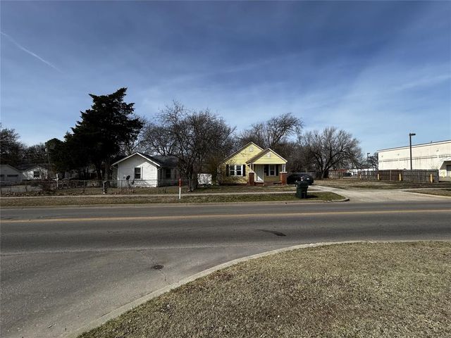 130 S Flood Avenue, Norman, OK 73069