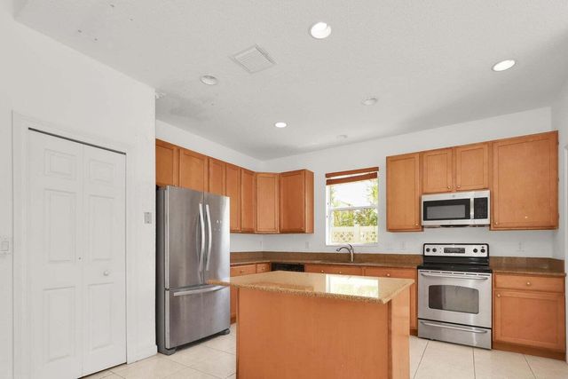 8465 Alister Boulevard W, Palm Beach Gardens, FL 33418