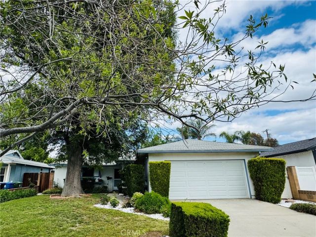 8208 Kentland, West Hills, CA 91304