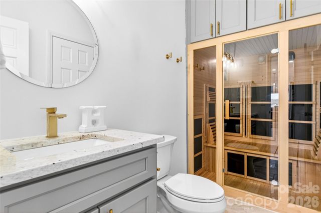 18521 Vineyard Point Lane, Cornelius, NC 28031