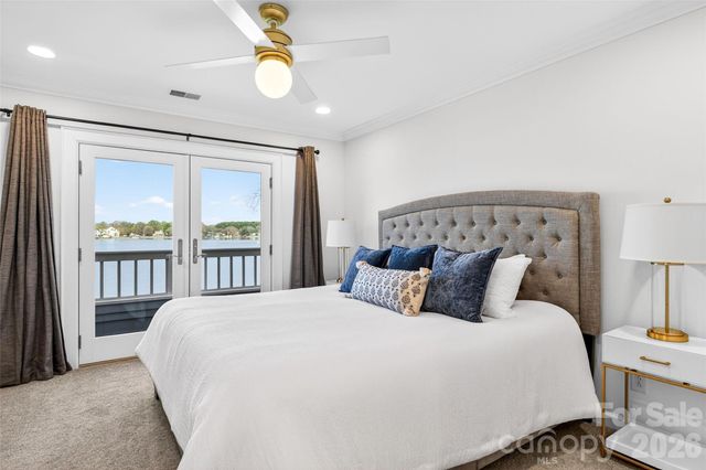 18521 Vineyard Point Lane, Cornelius, NC 28031