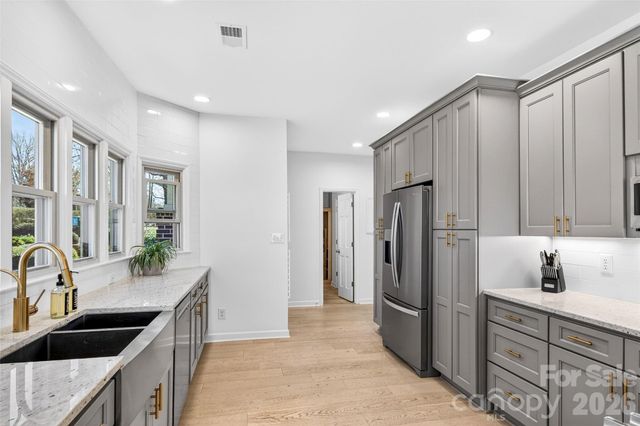 18521 Vineyard Point Lane, Cornelius, NC 28031