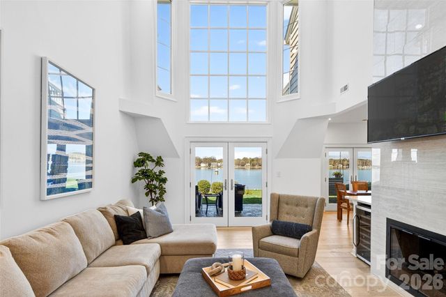 18521 Vineyard Point Lane, Cornelius, NC 28031