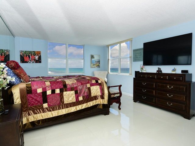 3450 S Ocean Boulevard 308, Palm Beach, FL 33480
