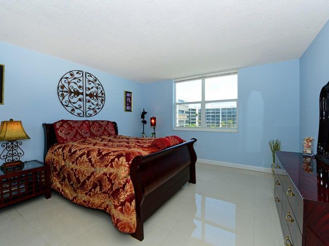 3450 S Ocean Boulevard 308, Palm Beach, FL 33480