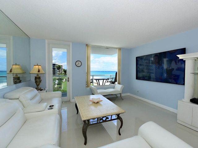 3450 S Ocean Boulevard 308, Palm Beach, FL 33480