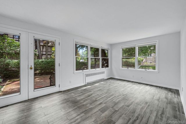 10 Carman Road, Scarsdale, NY 10583