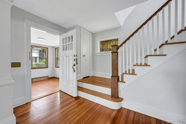 10 Carman Road, Scarsdale, NY 10583
