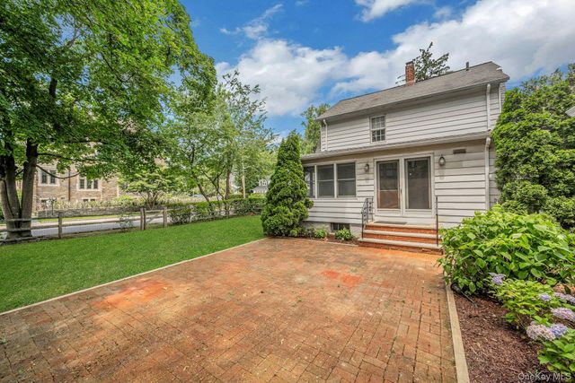 10 Carman Road, Scarsdale, NY 10583