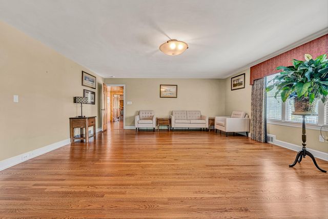 260 Peaceful Valley LN, Rocky Mount, VA 24151