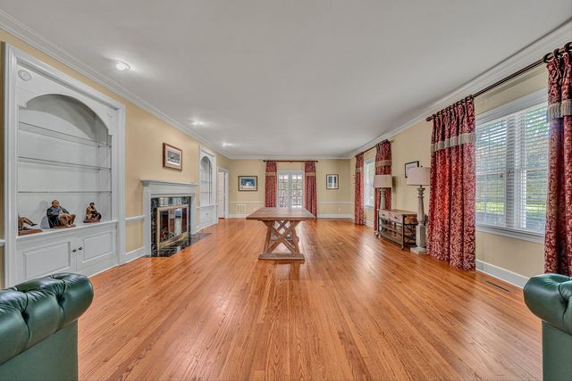 260 Peaceful Valley LN, Rocky Mount, VA 24151