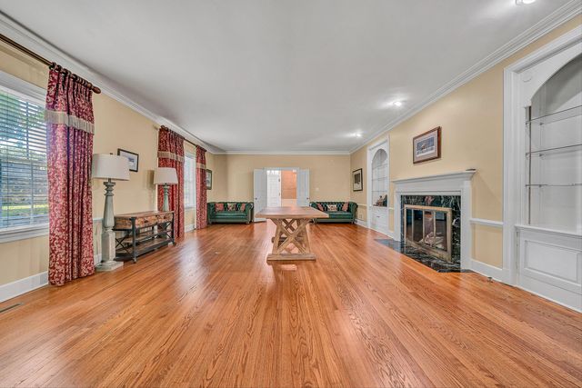 260 Peaceful Valley LN, Rocky Mount, VA 24151