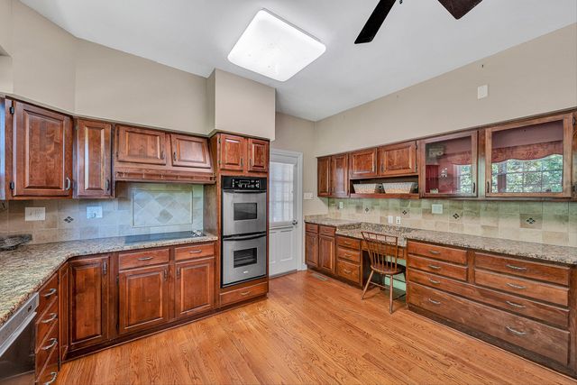 260 Peaceful Valley LN, Rocky Mount, VA 24151
