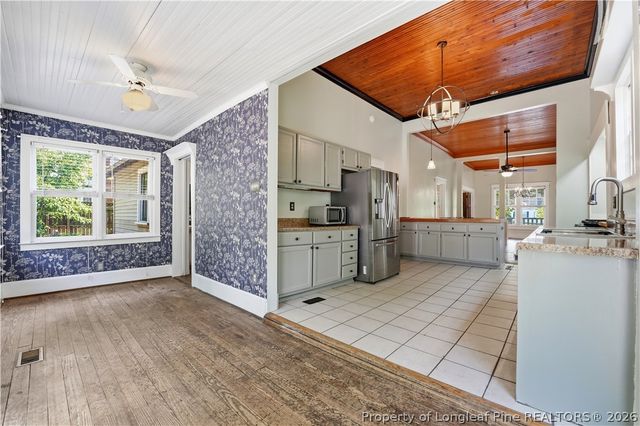 602 N Main Street, Raeford, NC 28376