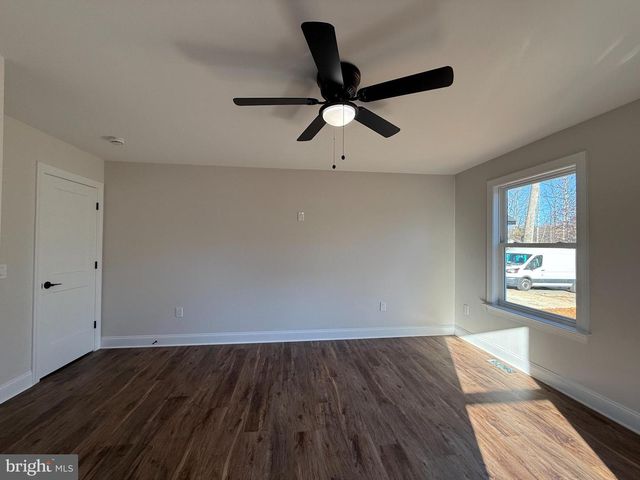 206 SAYLERS CREEK RD, Locust Grove, VA 22508