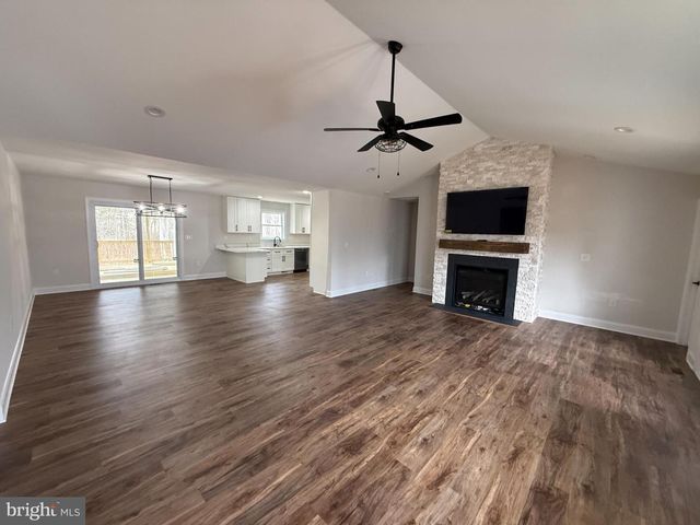 206 SAYLERS CREEK RD, Locust Grove, VA 22508