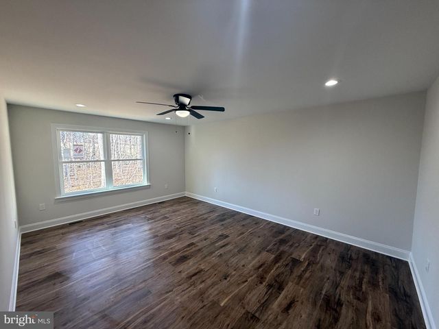 206 SAYLERS CREEK RD, Locust Grove, VA 22508