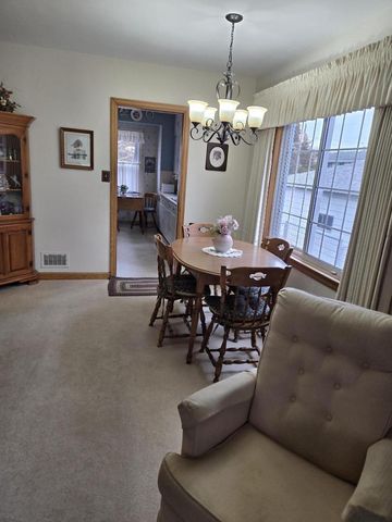 520 4 Mile ROAD, Racine, WI 53402