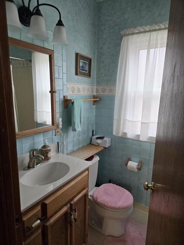 520 4 Mile ROAD, Racine, WI 53402