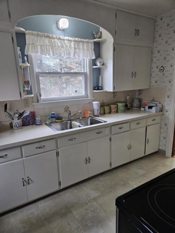 520 4 Mile ROAD, Racine, WI 53402