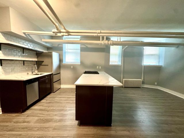 579 Summit Avenue 102, Saint Paul, MN 55102
