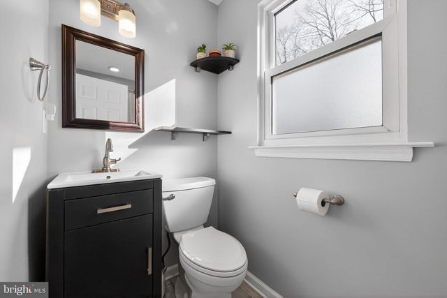 11 DOTTIE LN, Sicklerville, NJ 08081