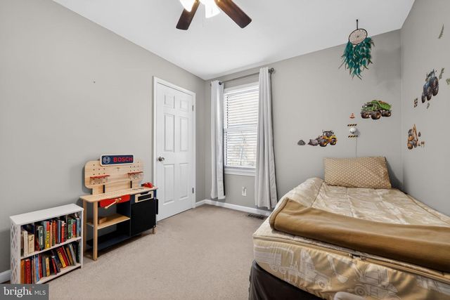 11 DOTTIE LN, Sicklerville, NJ 08081