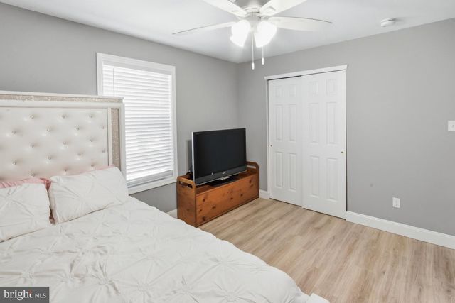 422 MULLICA HILL RD, Mullica Hill, NJ 08062